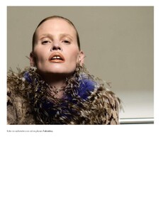 Harpers Bazaar France November 2025 L_7.jpg