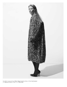 Harpers Bazaar France November 2025 L_9.jpg