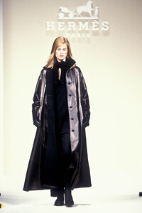 Hermes 1994 Women RTW 7.jpg