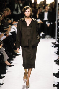 Iceberg 1998 Women RTW 3.jpg