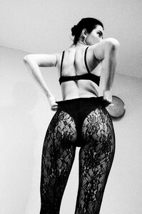 Kendal_Calzedonia_Oct25_4.jpg