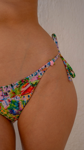 KiannaLS - AshleyBaker - Sorrento Bikini Bottom_1_e01c8542-80cd-4ef3-995a-2a8811d06f7d.png