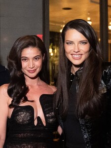 Lights. Camera. Angels. Gaaah got to walk the pink carpet for the very first time. What an amazi.jpg