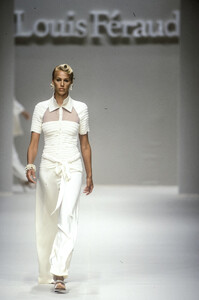 Louis Feraud 1997 Haute Couture 77.jpg