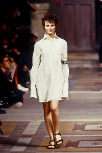 Martine Sitbon 1994 Women RTW 66.jpg