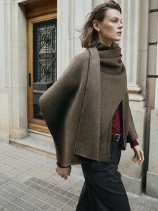 Massimo Dutti cara 10-2025_10.jpg