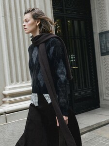 Massimo Dutti cara 10-2025_2.jpg