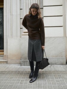 Massimo Dutti cara 10-2025_5.jpg