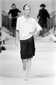 NitaSalovaara_ChanelSS1985_02.jpg