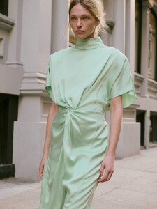 Porter Magazine 09-2025_5.jpg