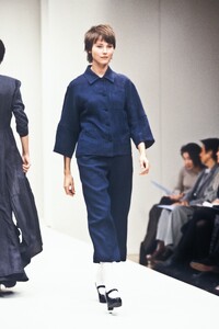 Prada 1994 Women RTW 33.jpg