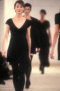 Ralph Lauren 1994 Women RTW 73.jpg