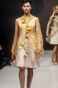 Salvatore Ferragamo 1995 Women RTW 99.jpg