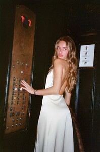 SaskiaJ - Baldwin Gown_Facetune_11-04-2025-17-08-37.heic.jpg