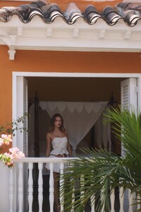 SaskiaJ - Bambi Top_240301_AMELIETEJE_82357.jpg