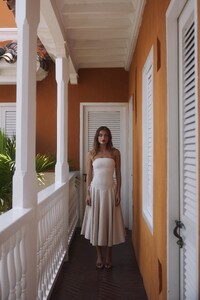 SaskiaJ - Kittie Maxi Dress in Ivory_240301_AMELIETEJE_82434.jpg