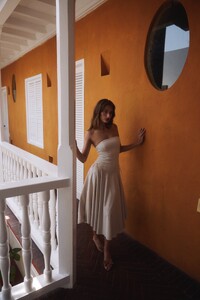 SaskiaJ - Kittie Maxi Dress in Ivory_240301_AMELIETEJE_82697.jpg