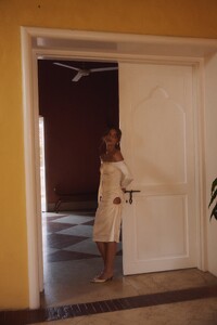 SaskiaJ - Lulu Midi Dress_240301_AMELIETEJE_83711.jpg