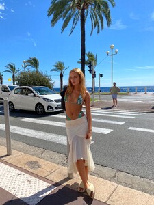 SaskiaJ - String Top - Femme in Vert_IMG_5547.heic.jpg