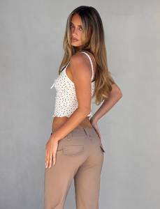 SaskiaTJ - TMist - TW4557_BAILEE_CAMI_TOP_WHITE_POLKA_6_0959afe8-70e4-4951.png