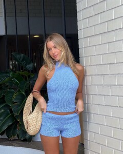 SophieB - 486086915_18496608256058984_3140633492139243575_n_2025-03-22_1440x1800.jpg