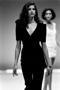 StephanieSeymour_GianfrancoFerreSS1992_04.jpg