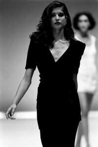 StephanieSeymour_GianfrancoFerreSS1992_05.jpg