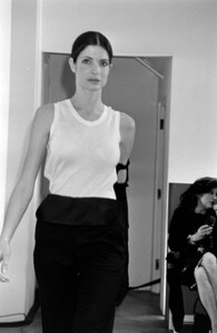 StephanieSeymour_HelmutLangFW1999_08.jpg