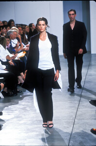 StephanieSeymour_HelmutLangSS1999_12.jpg