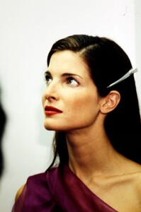 StephanieSeymour_HelmutLangSS2000_04.jpg