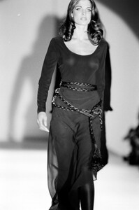StephanieSeymour_JilSanderFW1992_15.jpg