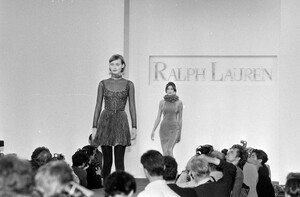 StephanieSeymour_RalphLaurenFW1994_05.jpg