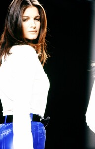 StephanieSeymour_RalphLaurenSS1996_05.jpg