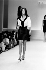 StephanieSeymour_RalphLaurenSS1996_11.jpg