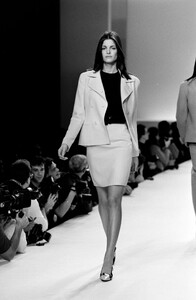 StephanieSeymour_RalphLaurenSS1996_22.jpg