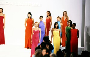 StephanieSeymour_RalphLaurenSS1996_54.jpg
