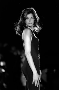 StephanieSeymour_VersaceFW1991_28.jpg