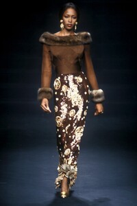 Valentino 1992 Haute Couture 108.jpg