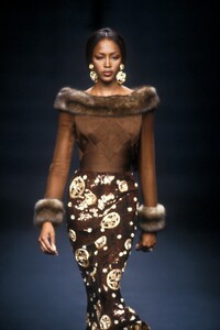 Valentino 1992 Haute Couture 110.jpg