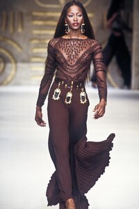 Valentino 1993 Women RTW 33.jpg