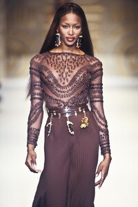 Valentino 1993 Women RTW 34.jpg