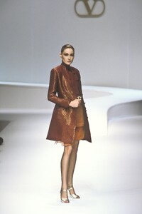 Valentino 1996 Women RTW 108.jpg