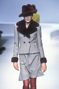 Valentino 1996 Women RTW 2.jpg