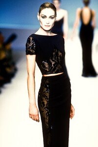 Valentino 1996 Women RTW 216.jpg