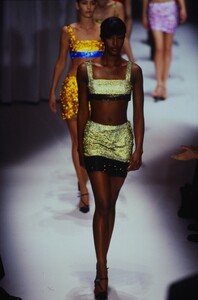 Versace 1997 Women RTW 82.jpg