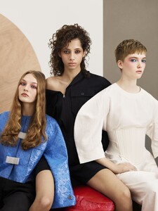 Vogue China March 2017 - 02.jpg