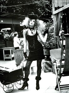 Vogue Italia September 1994 329.jpg