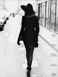 VogueParisAugust1991_083.jpg