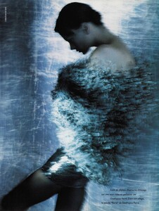 VogueParisAugust1991_169.jpg