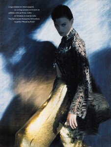 VogueParisAugust1991_173.jpg